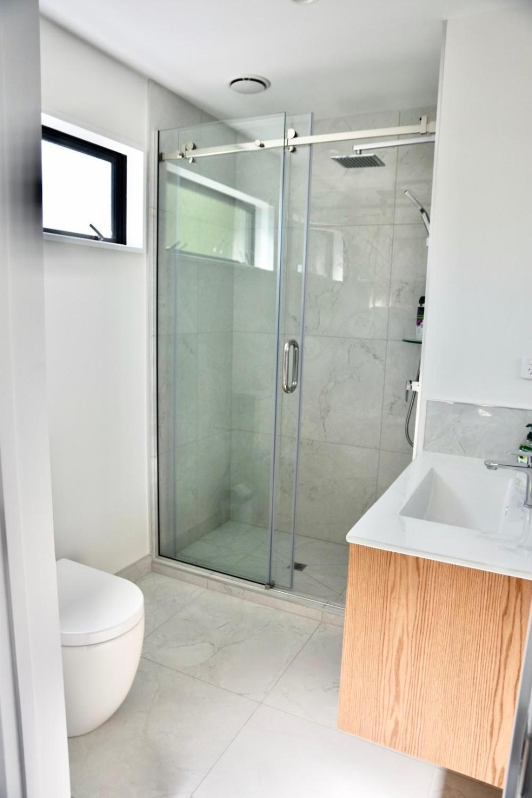 Brand New Close To Cbd 3 Bed 3 Bath With Garage 크라이스트처치 외부 사진
