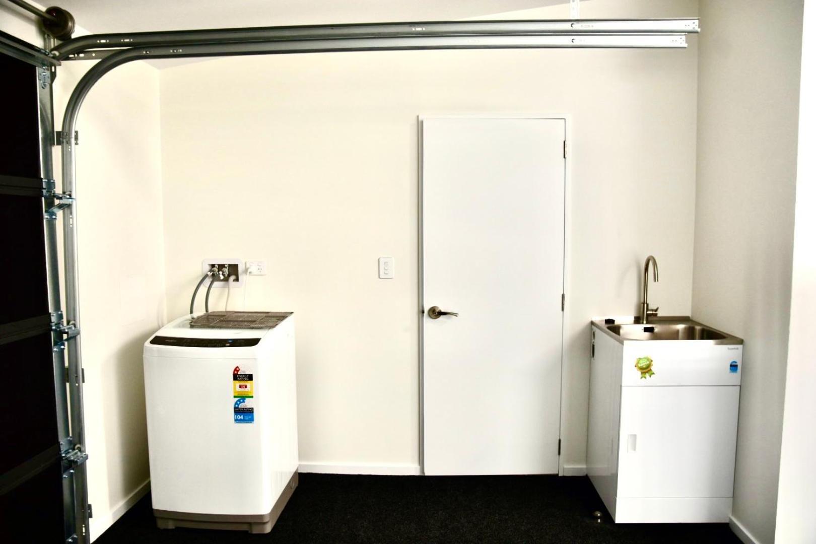 Brand New Close To Cbd 3 Bed 3 Bath With Garage 크라이스트처치 외부 사진
